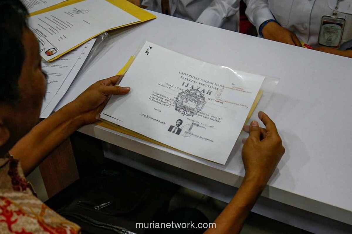 KPU Solo Tegaskan Ijazah Jokowi Utuh, Hanya Buku Agenda yang Dimusnahkan