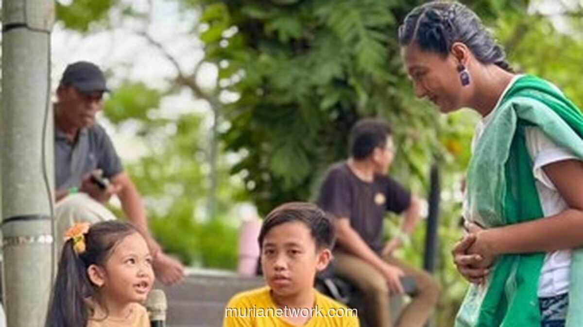 Mata dari Timur Gelar Pagelaran Seni, Ajak 2000 Anak Merekam Harapan di Atas Wastra