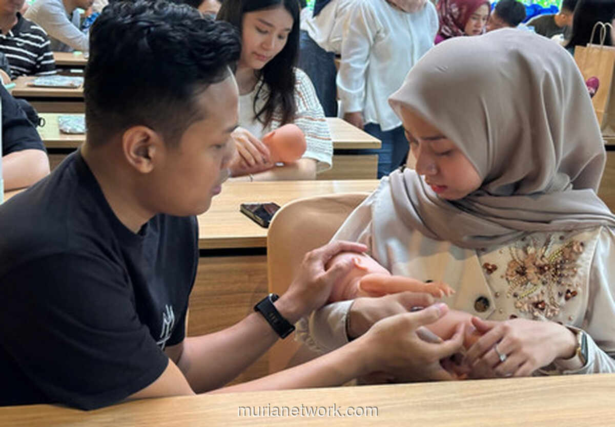 Kelas Newborn di Surabaya Bantu Orang Tua Tak Lagi Keder Hadapi Bayi Baru Lahir