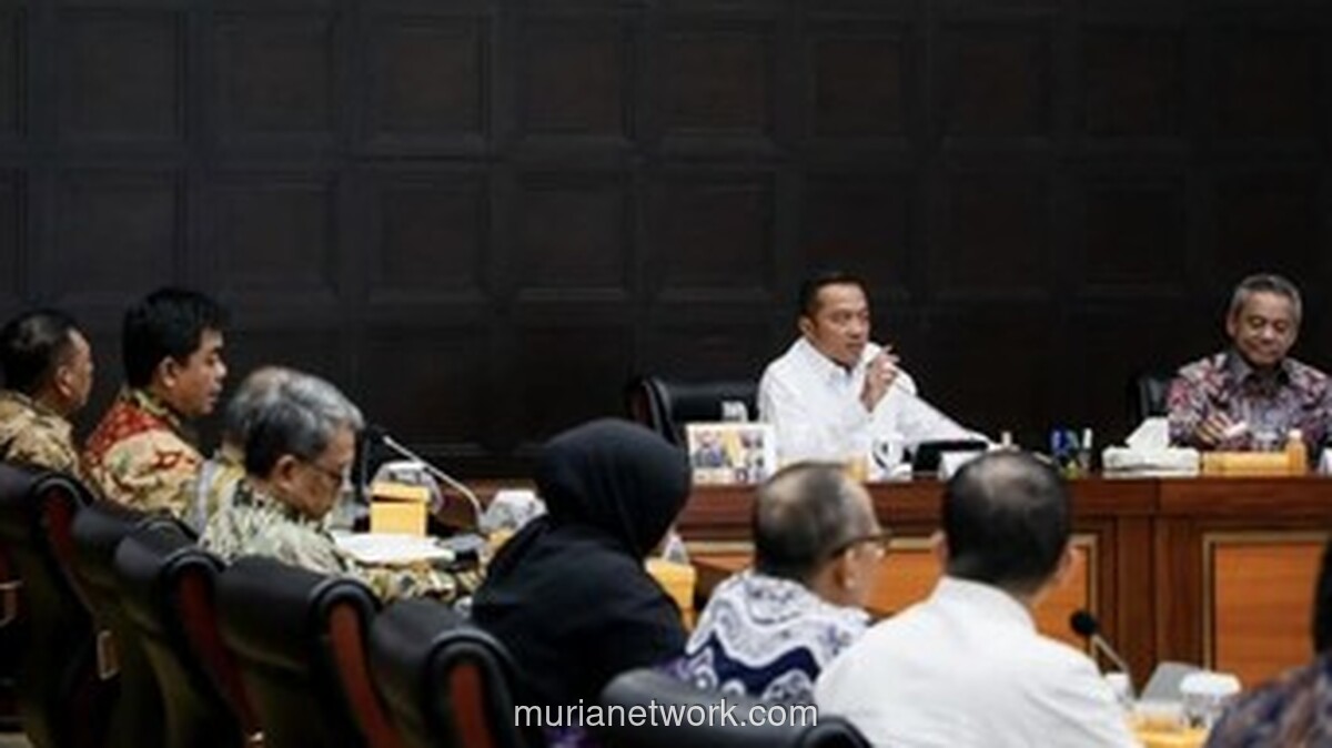 Prasetyo Hadi Panggil Seluruh Kementerian, Desak Efisiensi dan Hentikan Program Tumpang Tindih