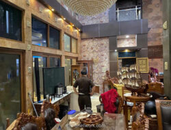 Kejati Kalbar Geledah Rumah Tersangka, Ungkap Kekurangan Volume Dana Hibah Gereja