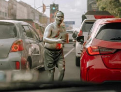 Lampu Merah Way Halim dan Immanuel Jadi Fokus Razia Manusia Silver