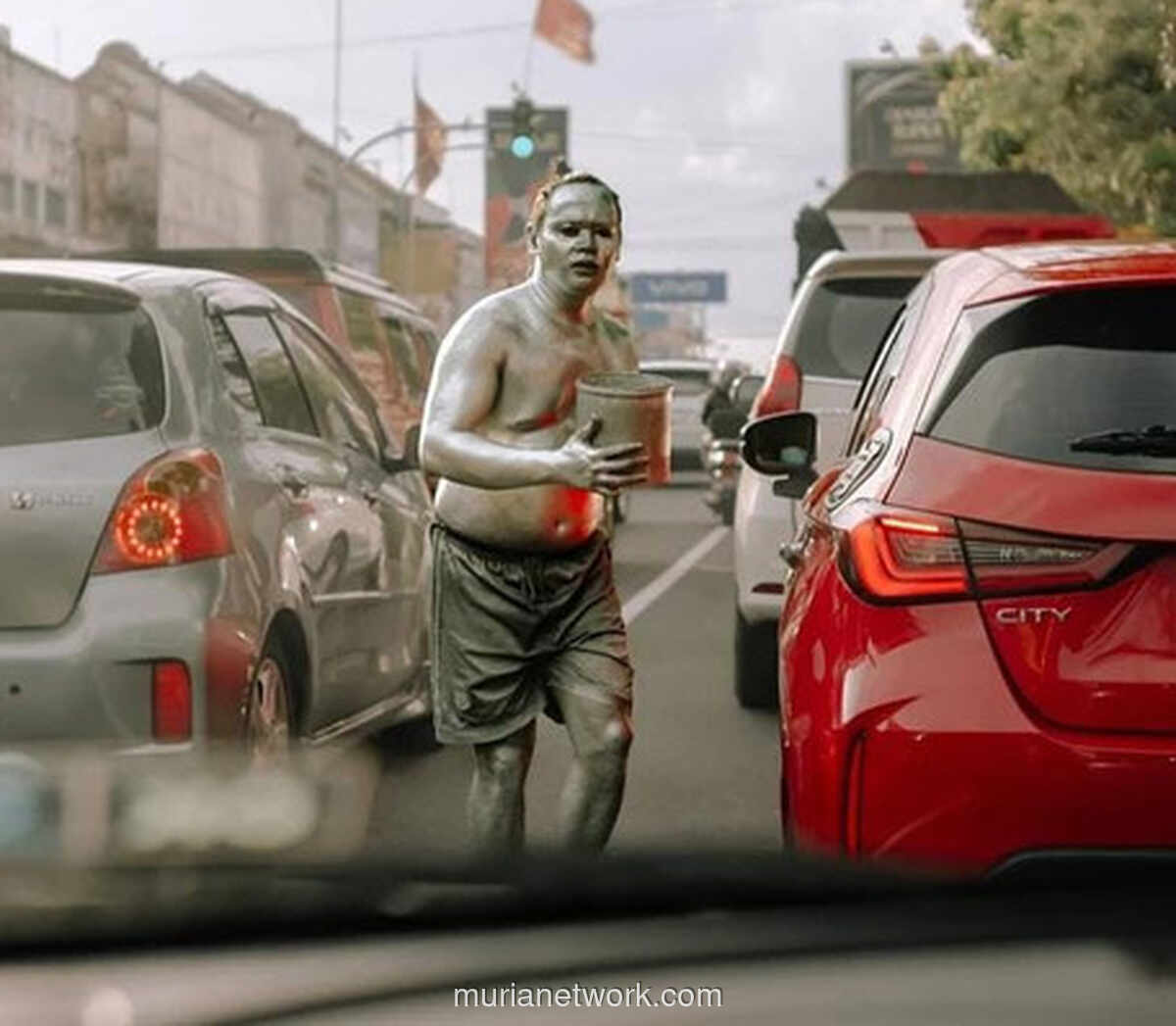 Lampu Merah Way Halim dan Immanuel Jadi Fokus Razia Manusia Silver