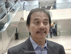 Roy Suryo Santai Ditahan Mencegah Keluar Negeri, Klaim Buku Black Paper Sudah Rampung