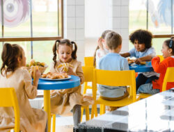 Makan Bergizi Gratis: Antara Cita-Cita Besar dan Realitas di Lapangan