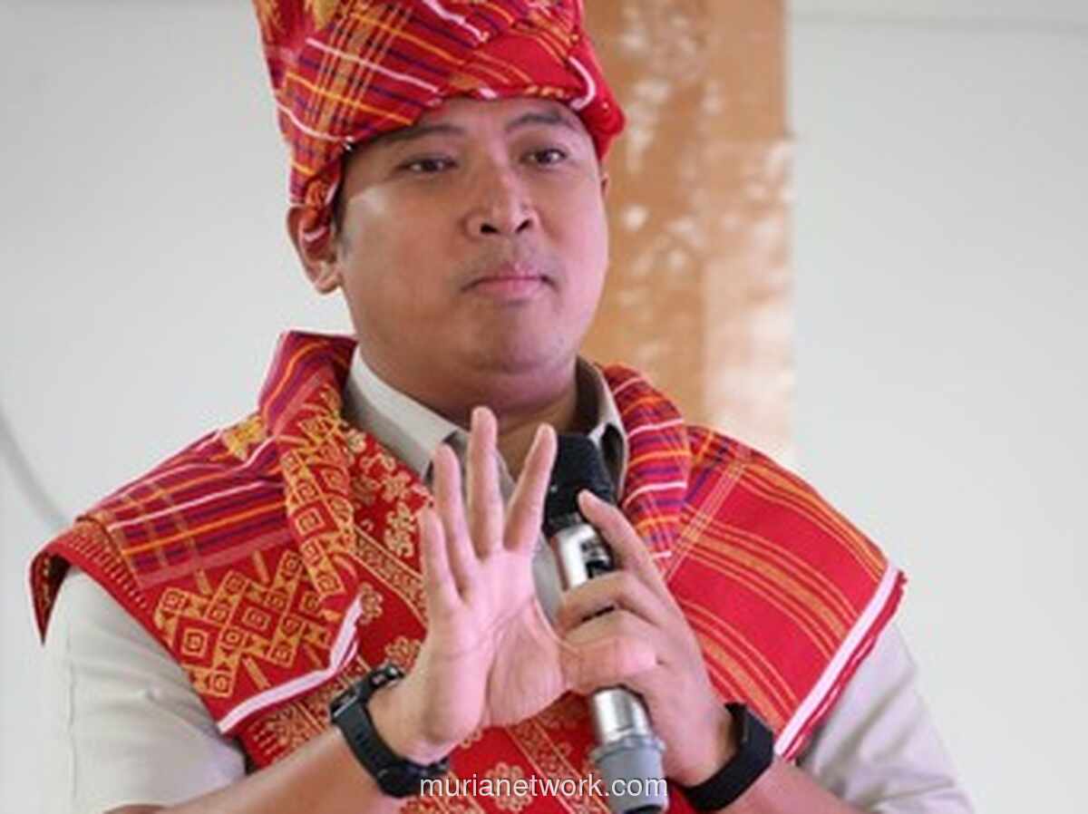 Wamentan Sudaryono Haru Dinobatkan Sebagai Marga Sitepu di Tanah Karo