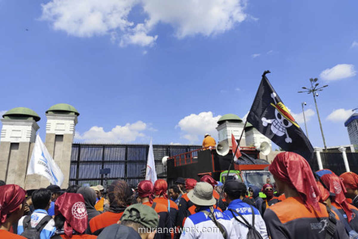 Buruh Siap Turun ke Jalan, Tolak Kenaikan UMP 2026 yang Dinilai Tak Memadai
