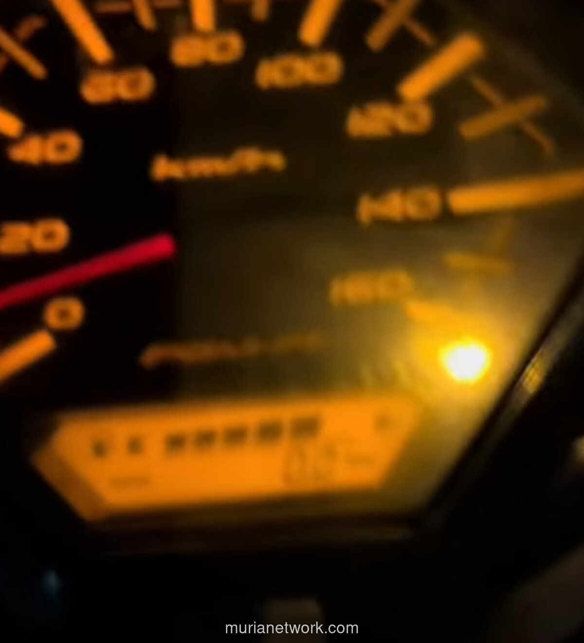 Odometer Nyalip 100 Ribu Kilometer, Begini Reaksi Spontan Si Pemilik