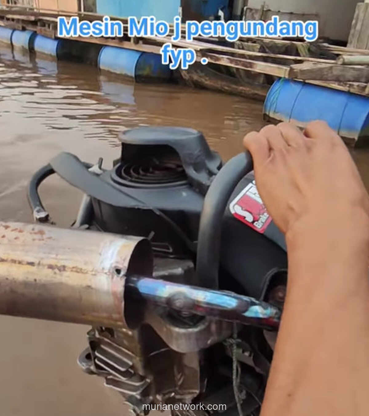 Mesin Mio J Hidup di Atas Air, Warga Sambas Bikin Perahu Bermotor Nyeleneh