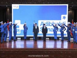 Tito Karnavian Terima Penghargaan Bergengsi BSSN atas Komitmen Keamanan Siber