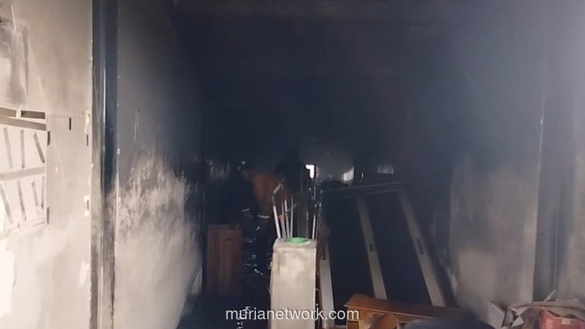 Kebakaran di RS PMC Subang, Pasien Dievakuasi Usai Korsleting Landa Ruang Petugas