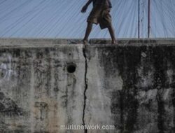 Tanggul Pantai Mutiara Bocor, Air Laut Merembes hingga Kolam Renang