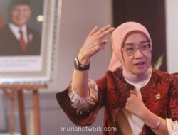 Menteri Rini Bocorkan Sistem Rahasia Pengawal Program Pemerintah