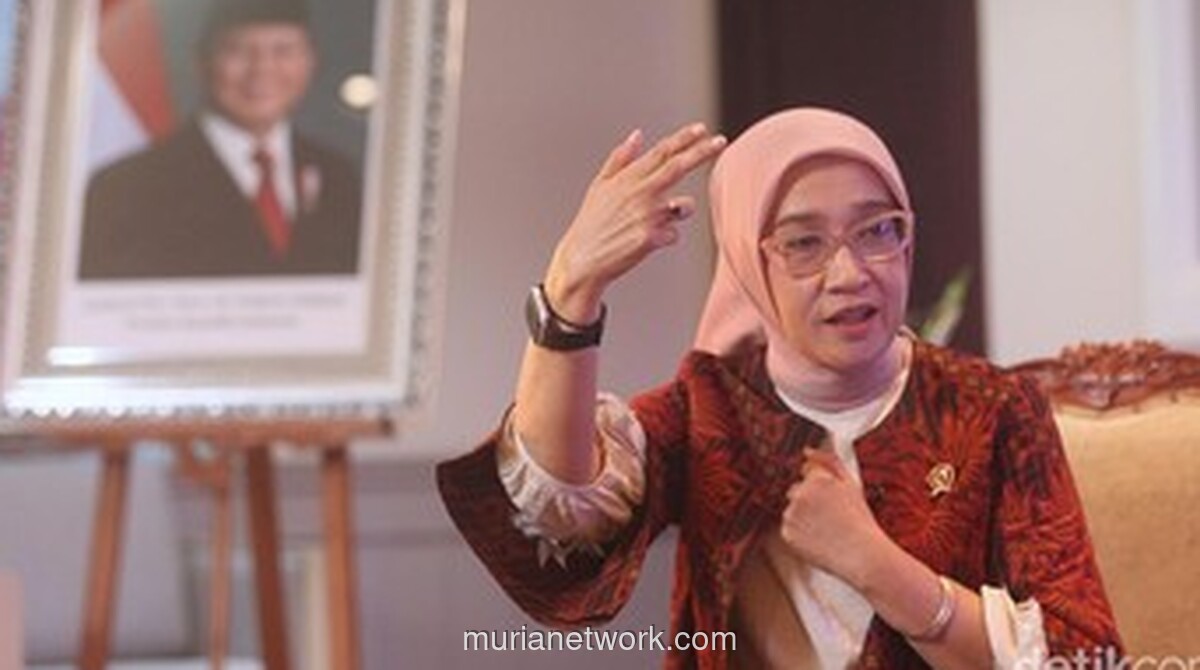 Menteri Rini Bocorkan Sistem Rahasia Pengawal Program Pemerintah