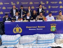 Polisi Gagalkan Ratusan Bal Pakaian Bekas Ilegal, Nilainya Tembus Rp 4 Miliar