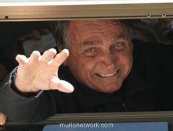 Bolsonaro Bongkar Gelang Pantau dengan Solder, Dalihnya Cuma Penasaran