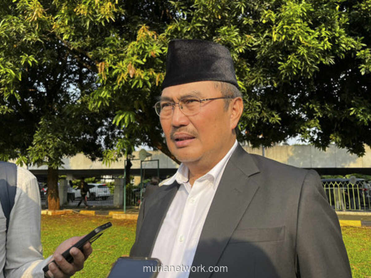 Jimly Usul Mediasi Jokowi dan Tersangka Kasus Ijazah, Meski Status Tersangka Tetap Berlaku