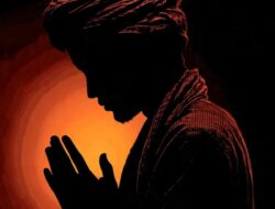 Lima Jurus Ampuh agar Doa Tak Hanya Sampai di Langit