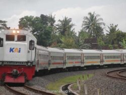 Diskon Tiket Nataru KAI dan Bobby Nasution Usul Solusi Judol untuk ASN