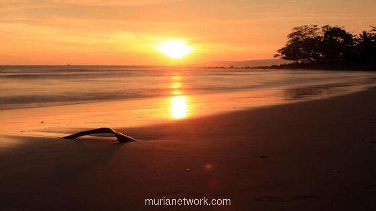 Menyusur Pesona Tiga Wajah Pantai Selatan Sukabumi, dari Mistis hingga Ombak Ekstrem