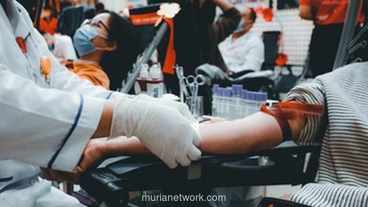 Aksi Sosial LRT Jakarta: Donor Darah untuk Sehatkan Badan dan Tenangkan Hati