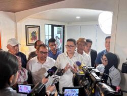 Faizal Assegaf Desak SBY-Megawati Buka Suara Soal Polemik Ijazah Jokowi