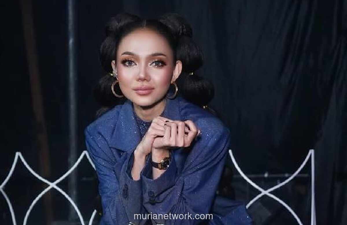 Rina Nose Tinggalkan Methosa, Umumkan Keluarnya dengan Gaya Kocak