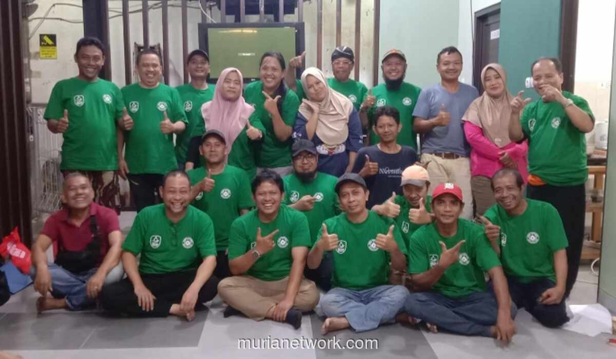 Warga Cipadu Semangat Jalani Terapi Bekam di Tengah Dinamika Lingkungan