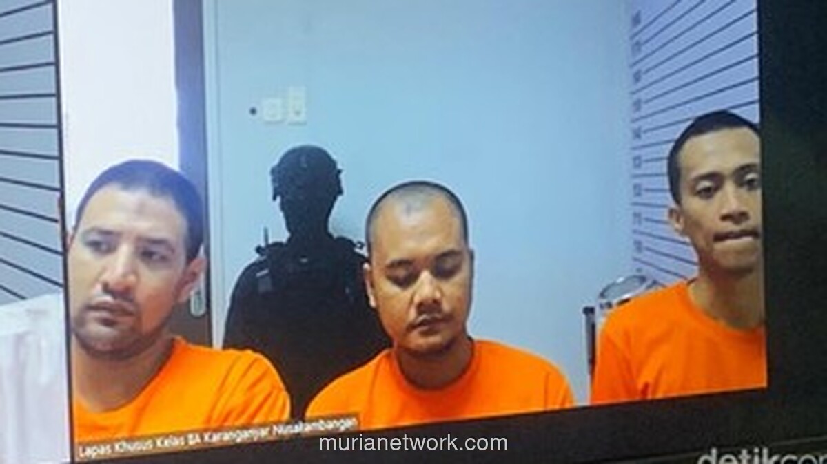 Ammar Zoni Berurai Air Mata di Sidang, Rindu Bisa Dengar Suara Anak