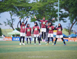 Geliat Sepak Bola Putri Jakarta: MilkLife Soccer Challenge Ditutup Antusiasme 2.695 Siswi