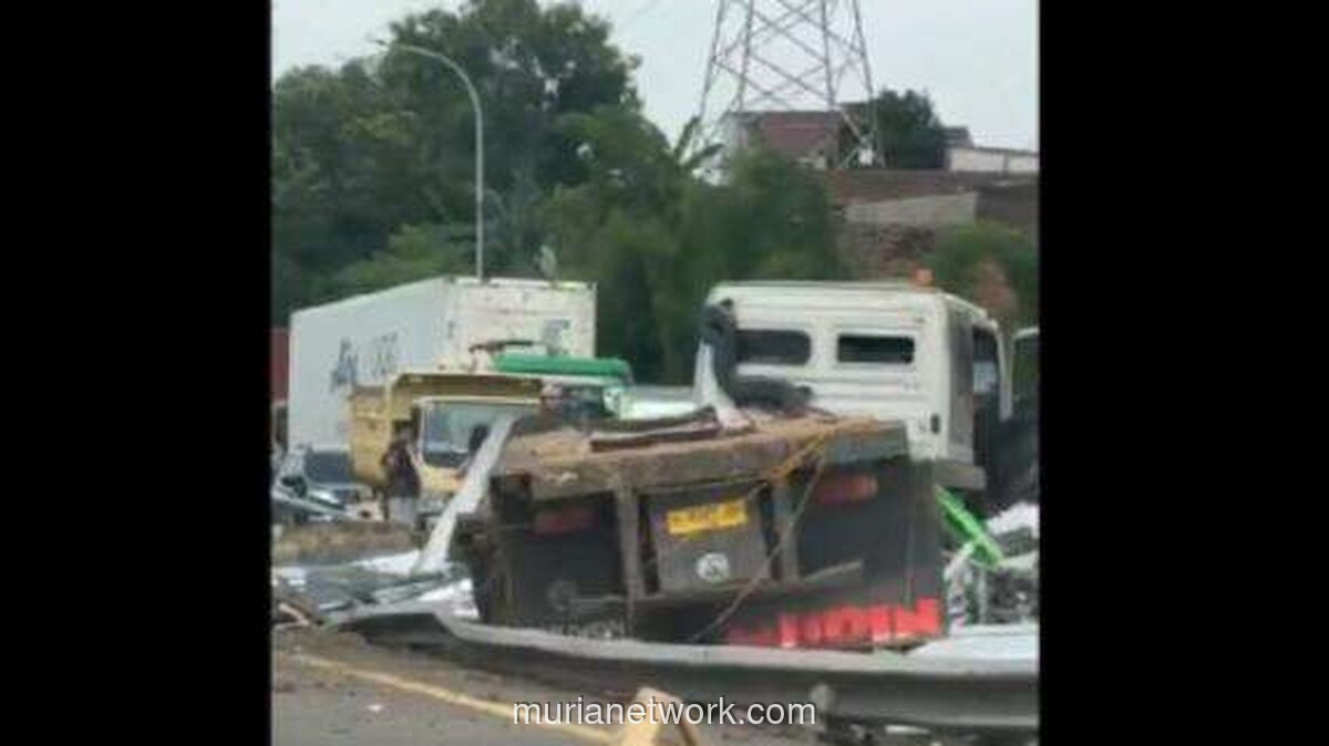 Tol Semarang Berduka: Truk Tronton Ngamuk, 2 Tewas dalam Tabrakan Beruntun