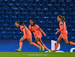 Barcelona Bertahan di Puncak Meski Ditekan Chelsea