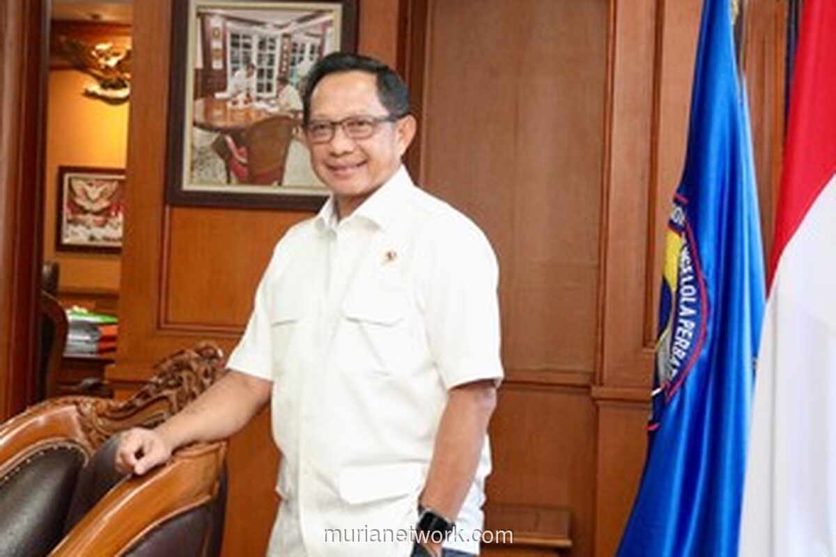 Tito Karnavian Diganjar Penghargaan atas Terobosan Stabilisasi Ekonomi di Daerah