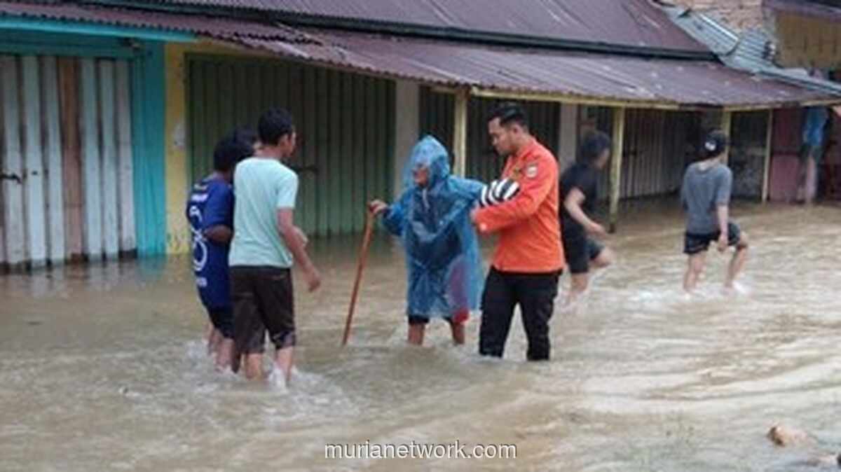 Banjir Bandang Padang Pariaman Rendam 608 Rumah, Ribuan Jiwa Mengungsi