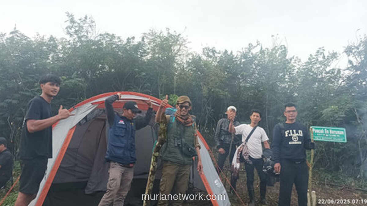 Menyusuri Lima Puncak Misterius di Balik Pesona Gunung Haruman