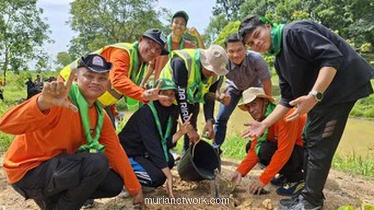 Duta Lingkungan Riau Tanam Harapan di Bumi Perkemahan