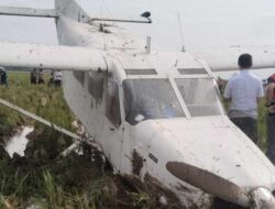 Pesawat Cessna Berputar Aneh di Langit Karawang Sebelum Jatuh di Sawah