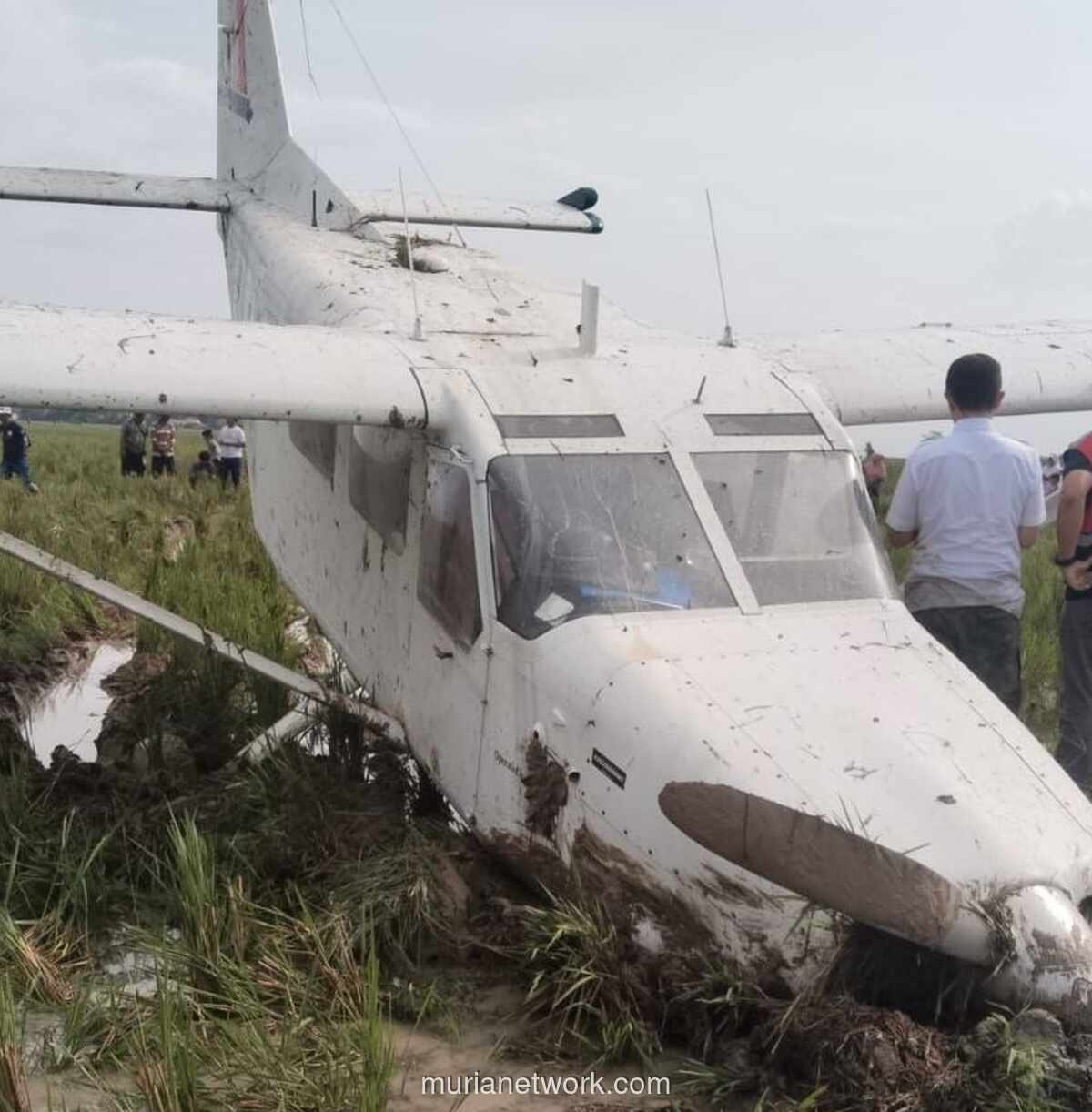 Pesawat Cessna Berputar Aneh di Langit Karawang Sebelum Jatuh di Sawah