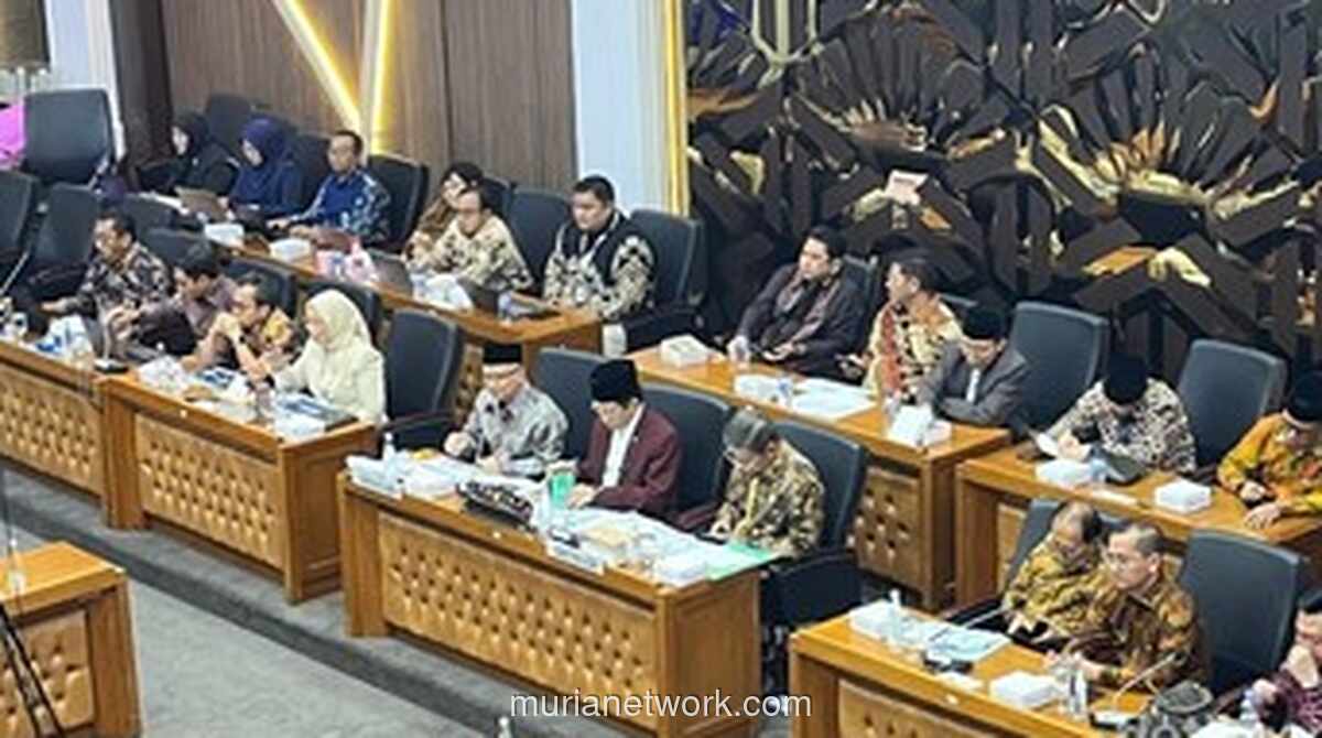 Pemerintah Pusat Ambil Alih Kendali Penuh Guru, Solusi Atasi Kesenjangan Nasional