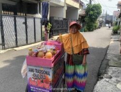 Jamu Warisan Sumiati Kembali Dikenang Anak Muda di Sudut Pancoran