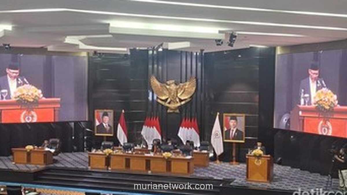 PKS Berdiri Sendiri, Tolak Raperda Penataan Wilayah DKI di Paripurna