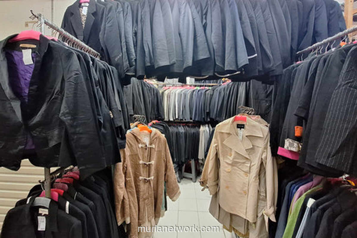 Pedagang Thrifting Gugat Larangan Pemerintah, 7,5 Juta Pekerja Terancam