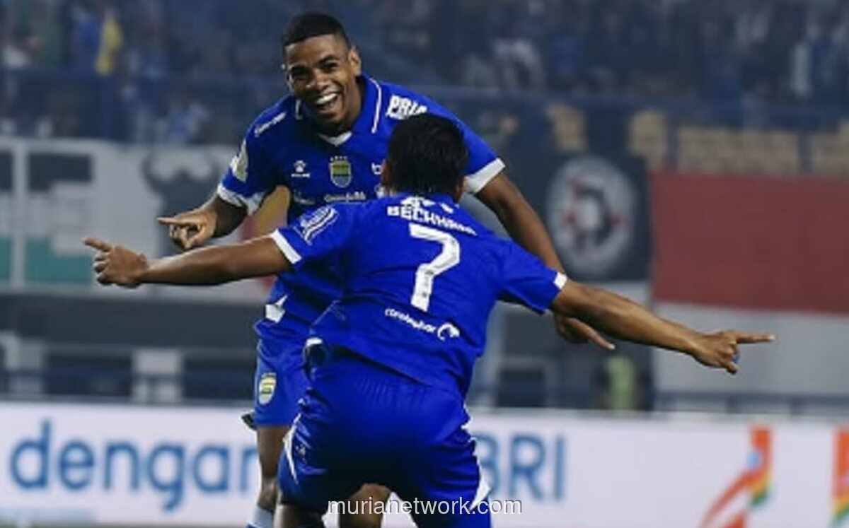 Persib Tumbangkan Dewa United 1-0 Meski Bertahan dengan 10 Pemain