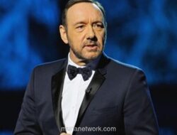 Kevin Spacey Bertahan di Hotel dan Airbnb Usai Kehilangan Rumah