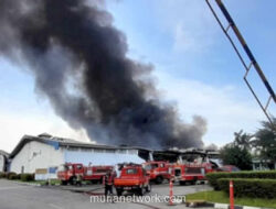 Pabrik Tekstil di Cikarang Ludes Terbakar di Tengah Operasi Malam
