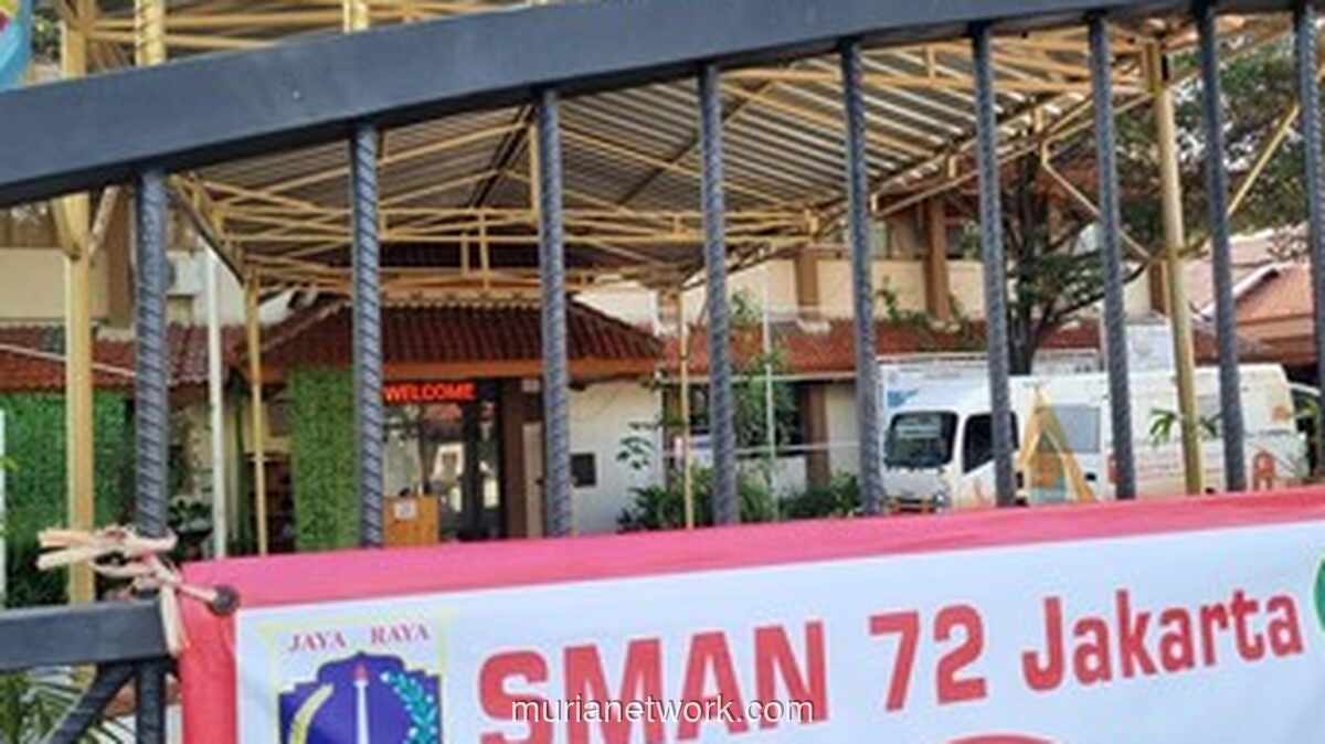 Puluhan Siswa SMAN 72 Jakarta Kembali ke Kelas Pascaledakan