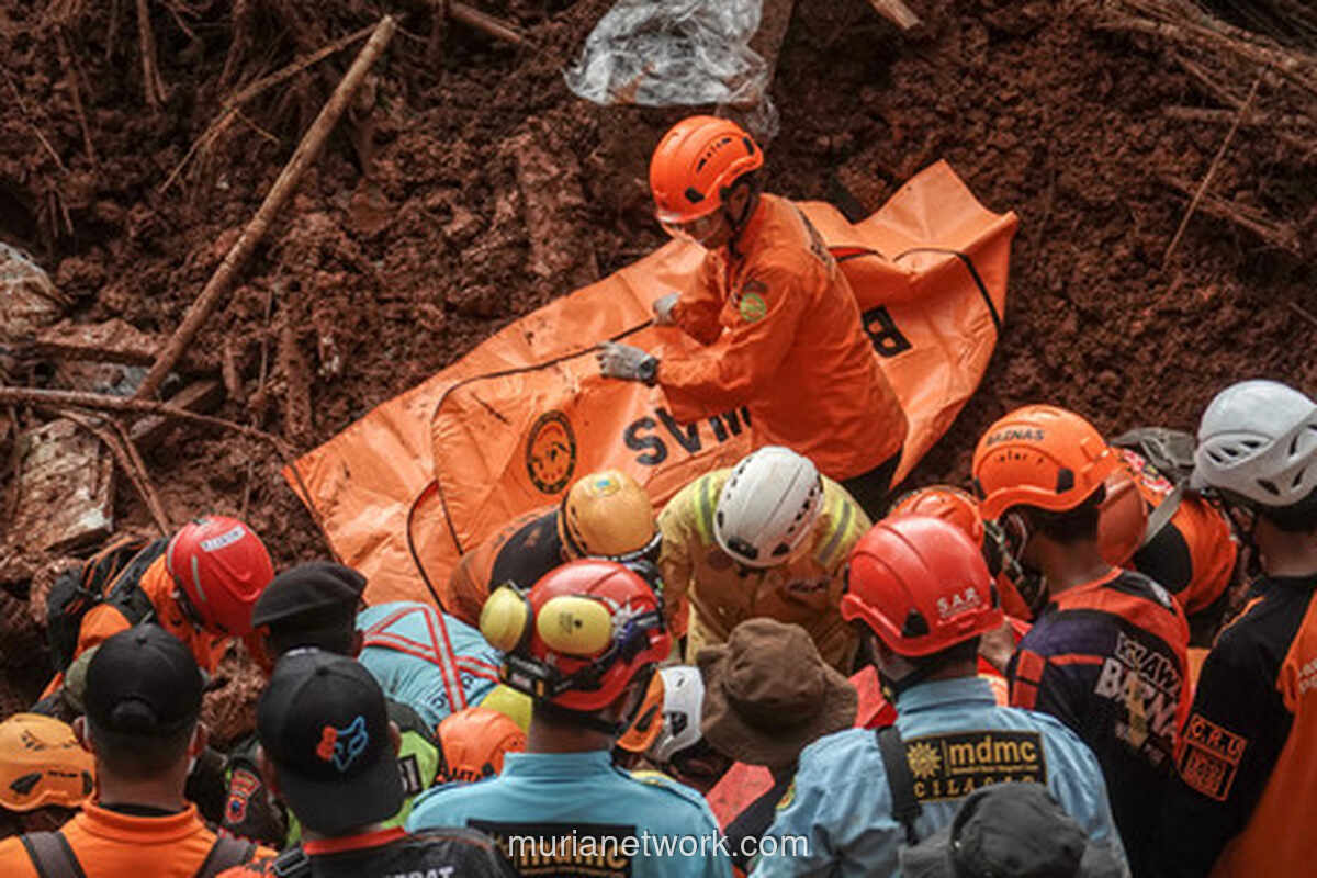 Hari Ketujuh Pencarian, 1.001 Personel Berjuang di Reruntuhan Longsor Cilacap