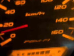 Pengendara di Pontianak Abadikan Detik-Detik Speedometer Nyalip 100 Ribu Kilometer
