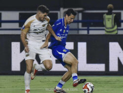Persib Menang Dramatis, PSM Pesta Gol di Kandang
