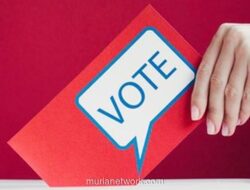 Pemilih Jawa di Persimpangan: Budaya Tradisional Bertarung dengan Politik Digital